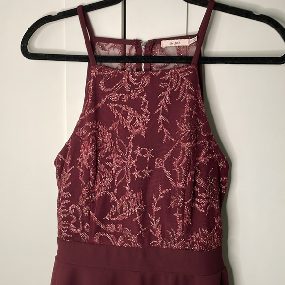 Francesca's Burgundy Dress‎ - Size Medium - Picture 3 of 11